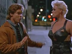 Фильмы про девочек с оружием